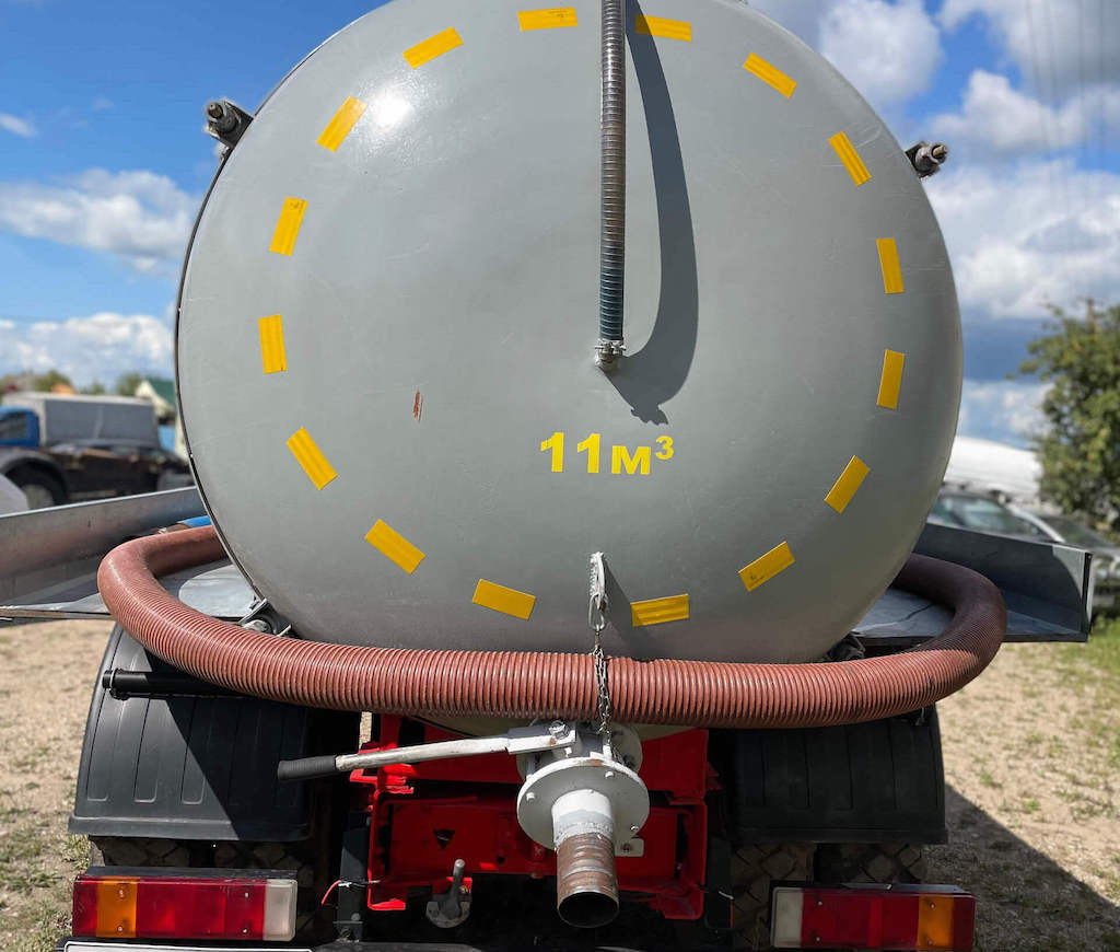 Илосос-ассенизатор